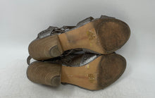 Load image into Gallery viewer, Vince Camuto Womens Eadon Silver-Tone Wooden Block Heel Slingback Sandals 7.5M