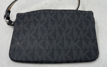 Load image into Gallery viewer, Michael Kors Womens Black Signature Print Leather Adjustable Strap Fanny Pack