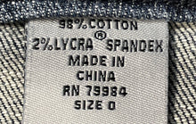 Load image into Gallery viewer, Chico's Womens Blue Denim 5-Pocket Design Platinum Straight & Pencil Skirt Sz 0