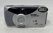 Load image into Gallery viewer, Kodak EasyLoad 35 KE30 Silver Black 29mm Point & Shoot Film Camera