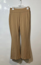 Load image into Gallery viewer, Express Womens Beige Flat Front Pull-On Flared Leg Trouser Pants Size XS