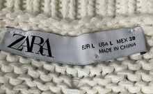 Load image into Gallery viewer, Zara Womens White Sleeveless Sweetheart Neck Knitted Cropped Tank Top Size L