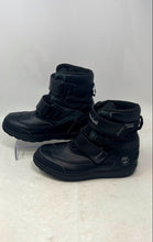 Load image into Gallery viewer, Timberland Baby Boys Black Leather Round Toe Hook And Loop Snow Boots Size 5.5