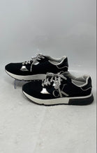 Load image into Gallery viewer, Calvin Klein Womens Magalee Black White Low Top Lace-Up Sneaker Shoes Size 8M
