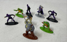 Load image into Gallery viewer, Jada Toys Assorted 8-Teenage Mutant Ninja Turtles 1.6in Die-Cast Mini Figures
