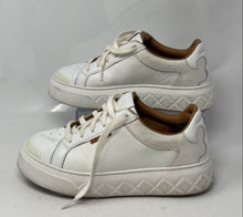 Load image into Gallery viewer, Authentic Tory Burch Womens Ladybug White Leather Sneaker Shoes Size 8.5 M Worn