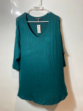 Load image into Gallery viewer, Lane Bryant Womens Green 3/4 Sleeve V-Neck Tunic Blouse Size 14/16 With Tag