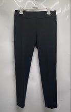 Load image into Gallery viewer, Ann Taylor Womens Black Flat Front Pockets Skinny Leg Ankle Pants Size 4