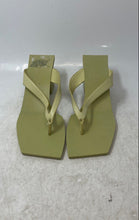 Load image into Gallery viewer, Chinese Laundry Womens Marna Green Block Heel Slip-On Thong Sandal Size 6.5
