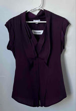 Load image into Gallery viewer, Calvin Klein Womens Purple Short Cap Sleeve V-Neck Blouse Top Size Small