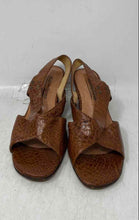 Load image into Gallery viewer, Maximiliano Womens Brown Leather Open Toe Wedge Heel Slingback Sandals Size 9