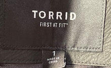Load image into Gallery viewer, Torrid Womens Black Long Sleeve First At Fit Double-Breasted Trench Coat Size 1