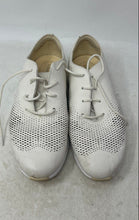 Load image into Gallery viewer, Cole Haan Womens 2.Zerogrand White Laser Wingtip Lace-Up Oxford Shoes Size 7.5C