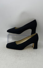 Load image into Gallery viewer, Laura Scott Womens Black Square Toe Slip-On Block Pump Heels Size 9.5M