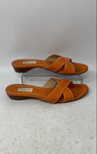 Load image into Gallery viewer, Isaac Mizrahi Womens Orange Leather Open Toe Slip-On Slide Sandals Size 9M