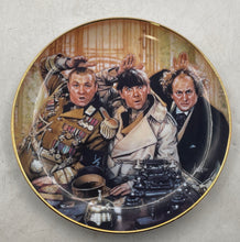Load image into Gallery viewer, Franklin Mint No .LJ2522 The Three Stooges Porcelain Decorative Collector Plate