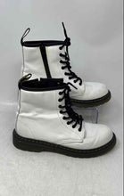 Load image into Gallery viewer, Dr. Martens Unisex White Leather Round Toe Lace-Up Combat Boots Size M4-W5