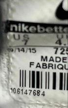 Load image into Gallery viewer, Nike Womens Classic Ultra White Leather Low Top Lace-Up Tennis Shoes Size 7