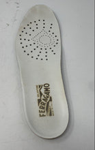 Load image into Gallery viewer, Authentic Salvatore Ferragamo Womens Mansfield Beige Sneaker Shoes Sz 7B Damaged