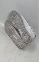 Load image into Gallery viewer, Nike Boys Air Force 1 LE FV5951-111 White Lace-Up Sneaker Shoes Size 7Y