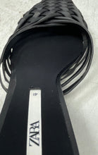 Load image into Gallery viewer, Zara Womens Black Woven Pointed Toe Slip-On Kitten Mule Heels Size EUR 41