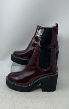 Load image into Gallery viewer, Forever 21 Womens Wine Round Toe Pull On Block Ankle Boots Size 8