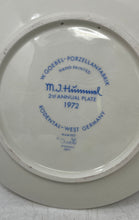 Load image into Gallery viewer, Goebel M.J Hummel Boy Bugle 2nd Annual Edition 1972 Porcelain Collector Plate