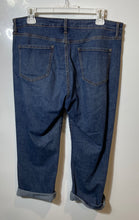 Load image into Gallery viewer, Nine West Womens Blue Denim Medium Wash Regular Fit Chrystie Capri Jeans Size 12