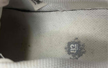 Load image into Gallery viewer, Nike Kids Air Force 1 White Low Top Lace-Up Sneaker Shoes Size 5.5Y