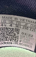 Load image into Gallery viewer, Adidas Boys NMD R1 V3 GY4264 Black Green Lace-Up Sneaker Shoes Size 4.5