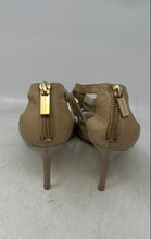 Load image into Gallery viewer, Michael Kors Womens Jessie Beige Patent Leather Strappy Heels Size 9.5 M