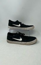 Load image into Gallery viewer, Nike Mens SB Charge Canvas CD6279-002 Black White Lace-Up Sneaker Shoes Size 10
