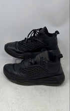 Load image into Gallery viewer, Nike Mens Air Jordan Maxin 200 CD6107-010 Black Sneaker Shoes Size 9.5 No Laces