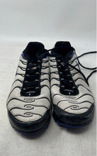 Load image into Gallery viewer, Nike Boys Air Max Plus CD0609-104 White Black Blue Sneakers Shoes Size 6.5Y
