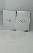 Load image into Gallery viewer, This Is Opera By. Verdi Hardcover Book DVD And CD Set 2 Pcs Spanish Version
