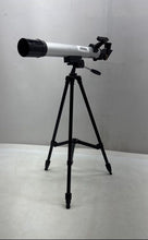 Load image into Gallery viewer, National Geographic CF600PM Silver Black Carbon Fiber 50mm Pan Handle Telescope