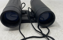 Load image into Gallery viewer, Tasco Black 10x25 Compact Roof Prism Hunting Binoculars In Carrying Case