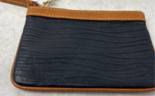 Load image into Gallery viewer, Dooney & Bourke Womens Black Brown Leather Zipper Wristlet Wallet