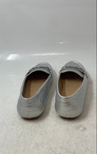 Load image into Gallery viewer, Calvin Klein Womens Lindina Silver Croc-Embossed Slip-On Loafer Flats Size 6.5M