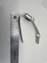 Load image into Gallery viewer, Apple Watch Serie 3 38mm Power On / Locked For Parts (NCL)