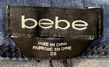 Load image into Gallery viewer, Bebe Womens Blue Denim Dark Wash 5 Pocket Design Skinny Jeans Pants Size 28