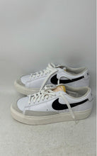Load image into Gallery viewer, Nike Womens Blazer Low Platform DJ0292-101 White Black Sneaker Shoes Size 9