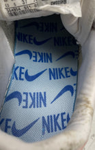 Load image into Gallery viewer, Nike Mens Air Force 1 304904 011 White Pink Leather Sneaker Shoes Size 5.5