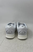 Load image into Gallery viewer, New Balance Unisex 577 MW577VW White Hook & Loop Sneaker Shoes Size M9 W10.5 D