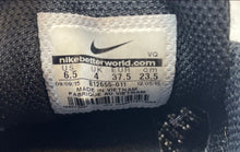 Load image into Gallery viewer, Nike Womens Tanjun 812655-011 Black Lace-Up Low Top Sneaker Shoes Size 6.5