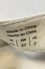 Load image into Gallery viewer, Aldo Womens White Adjustable Strap Open Toe Chunky Platform Sandals Size 6.5