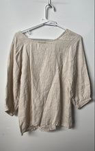 Load image into Gallery viewer, Terzo Millennio Womens Beige 3/4 Sleeve Round Neck Blouse Top Size Large