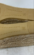 Load image into Gallery viewer, Toni Pons Womens Bernia-P Golden Tone Wedge Espadrille Sandal Size EUR 39