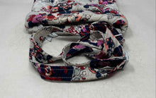 Load image into Gallery viewer, Vera Bradley Womens Gray Floral Print Adjustable Strap Shoulder Crossbody Bag