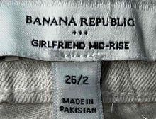 Load image into Gallery viewer, Banana Republic Womens Beige Denim Girlfriend Mid-Rise Skinny Leg Jeans Sz 26/2